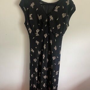 Jones Wear Black Maxi Dress with Cream‎ Floral Design
